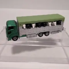 TOMICA ロングタイプトミカ　ISUZU GIGA 家畜運搬車のサムネイル