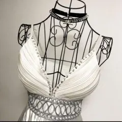 社交ダンス　パーティ　エレガントホワイトロングドレス