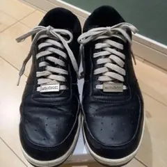 ブラックレザー スニーカー