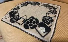 クレイサス タオルハンカチ 黒とベージュ