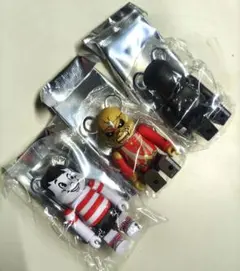 ベアブリックシリーズ51 アイアンメイデン　など　計3点