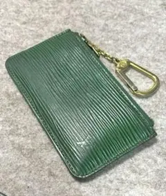 LOUIS VUITTON エピ ポシェットクレ M63804 グリーン