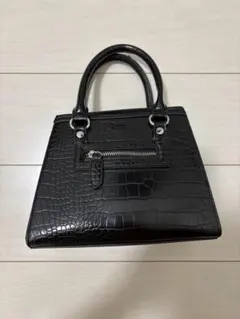 GYDA ハンドバッグ クロコ調 ブラック