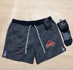 「新品」NIKEトレイルランニングショートパンツ