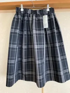【新品未着用】COMME CA ISM スカートのサムネイル