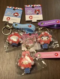 ミャクミャク　サンリオ　キーホルダー EXPO2025　フロッキー sanrio（サンリオ） ミャクミャク なりきり立体マスコットカラー