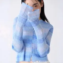 neco様専用】MIESROHE シャーリングVネックカーデ - メルカリ