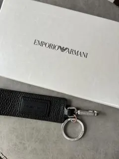 極美品】GIORGIO ARMANI ジョルジオアルマーニ ロゴ キーリング - メルカリ