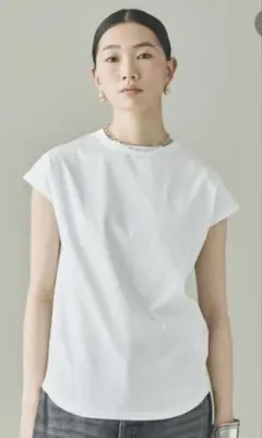 カレンソロジー 5AWARENESS ロングスリーブTシャツ 白 - メルカリ