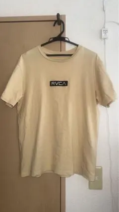 RVCA ルーカ メンズ Tシャツ 半袖 Sサイズ ベージュ ワンポイントロゴのサムネイル