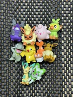 ポケモン　フィギュア　ゲットコレクションズ　びっくらたまご