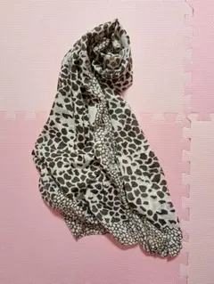 【新品未使用】ロングスカーフ ショール スカーフ 大判 レオパード 豹柄