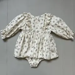 フラワープリント フリル付きワンピース 80㎝