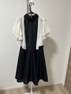 kaene ノースリーブドレス（ポンチョ付）ワンピース　ブラックのサムネイル