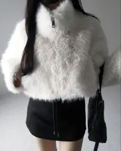 ホワイト ボアジャケット クロップド丈 ファージャケット
