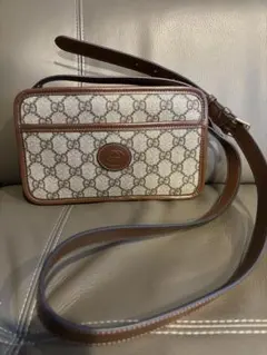 美品￼GUCCIグッチインターロッキングG付きミニバッグ　メンズ　レディース