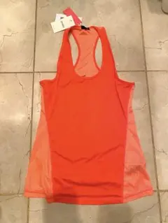 ★日本未上陸OYSHO★新品タグ付 ネオンカラー トップス