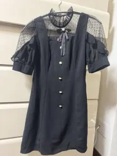 Rmine アールマイン 黒ワンピース 半袖のサムネイル