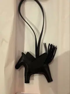 本物が欲しい方】HERMES ロデオ ペガサス PM チャーム ソーブラック