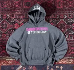 グレー パーカー