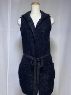【新品タグ付き】LUCA ベルトリボン付きフード eロングジレ ブラック