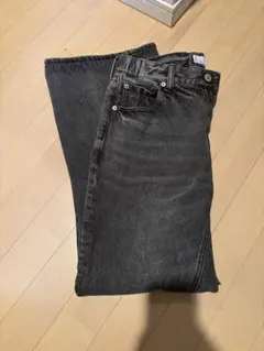 ブラック フレアデニムパンツのサムネイル