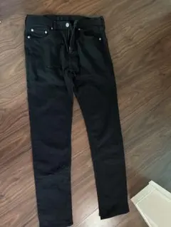 GU ブラック 　スキニーパンツ／スリムパンツ