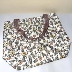 ハンドメイド ボタニカル柄 マチたっぷり 大きめ 肩がけ エコバッグ アイボリー