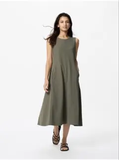 （新品未使用）ユニクロ ウルトラストレッチエアリズムワンピース丈短め