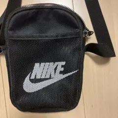 NIKE メッシュショルダーバッグ ブラック