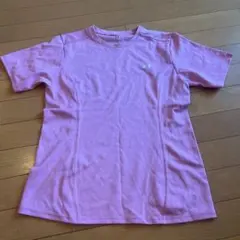 Tシャツ　アンダーアーマー　ピンク　ヨガ　ランニング　ワークアウト