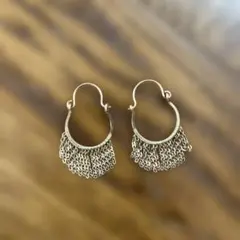 フープピアス チェーンデザイン フリンジピアス　ゴールド
