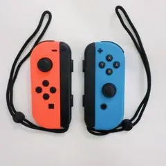 NintendoSwitch　ジョイコン　ネオンブルー　ネオンレッド