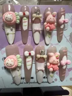 長い可愛いキャラクター付きネイルチップセットMサイズ