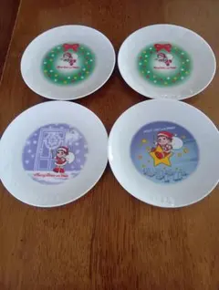 不二家 ペコちゃん クリスマスプレート 4枚セットのサムネイル