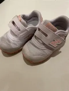 373New Balance キッズ スニーカー 13センチ　パープル