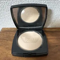 CHANEL LA POUDRE MAT PRESSEE／LIGHTのサムネイル