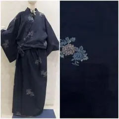 ۞ 1112 着物リメイク 紺色 花柄 ショート丈羽織 ロングスカート