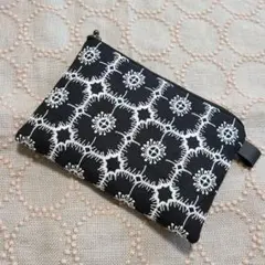 ミナペルホネンハンドメイドポーチ