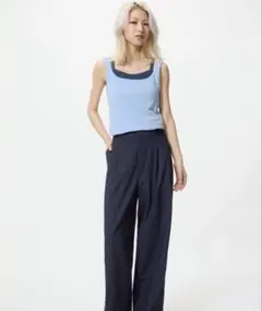 ユニクロ　タックワイドパンツ　221-469854（43-04）ネイビーMサイズ