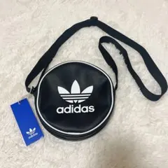 adidas ラウンド ショルダーバッグのサムネイル