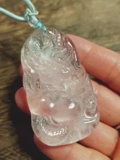 水晶の龍　紐ネックレス
