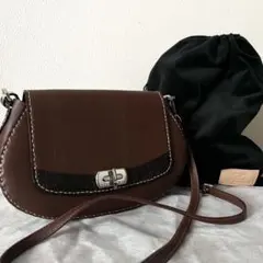 ZELE PARIS(ゼルパリ) ショルダーバッグ美品  - ダークブラウン ストラップ着脱可 レザー 2026年最新】Yahoo!オークション -ゼル zeleの中古品・新品・未使用品一覧