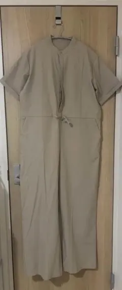 ラジエム　ベージュ 半袖 オールインワン