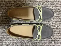 Cole Haan ドライビングジュース グレー×イエロー！のサムネイル