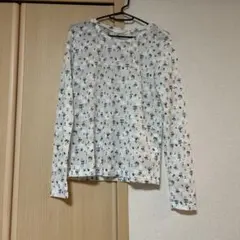 しまむら　シアー小花柄Tシャツ