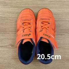 asics フットサルシューズ オレンジ　室内