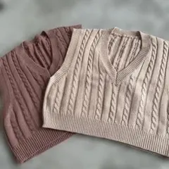 シーイン　ニットベストM 二枚セット　色違い　SHEIN