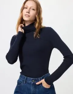 UNIQLO メリノリブタートルネックセーター ネイビー
