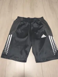 【 adidas 】 ショートパンツのサムネイル
